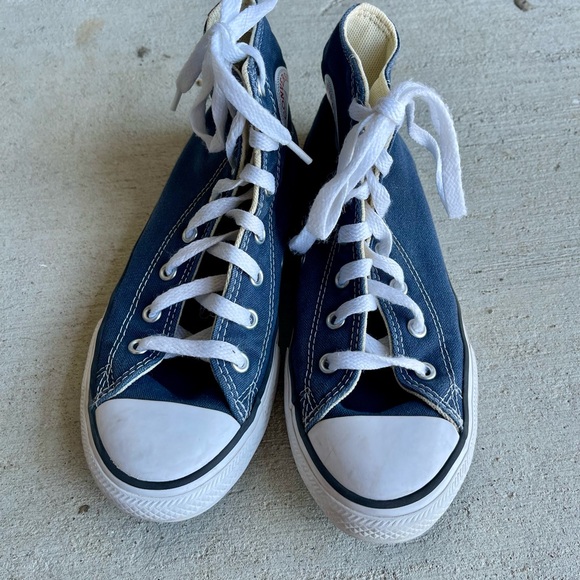 Youth Blue Converse Hightops - Picture 4 of 6